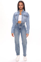 90's Vibe High Rise Tapered Jeans - Medium Blue Wash